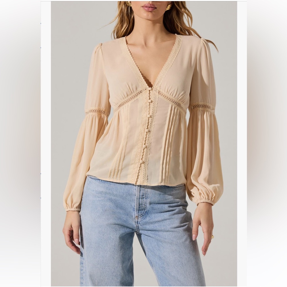 ASTR The Label lace top